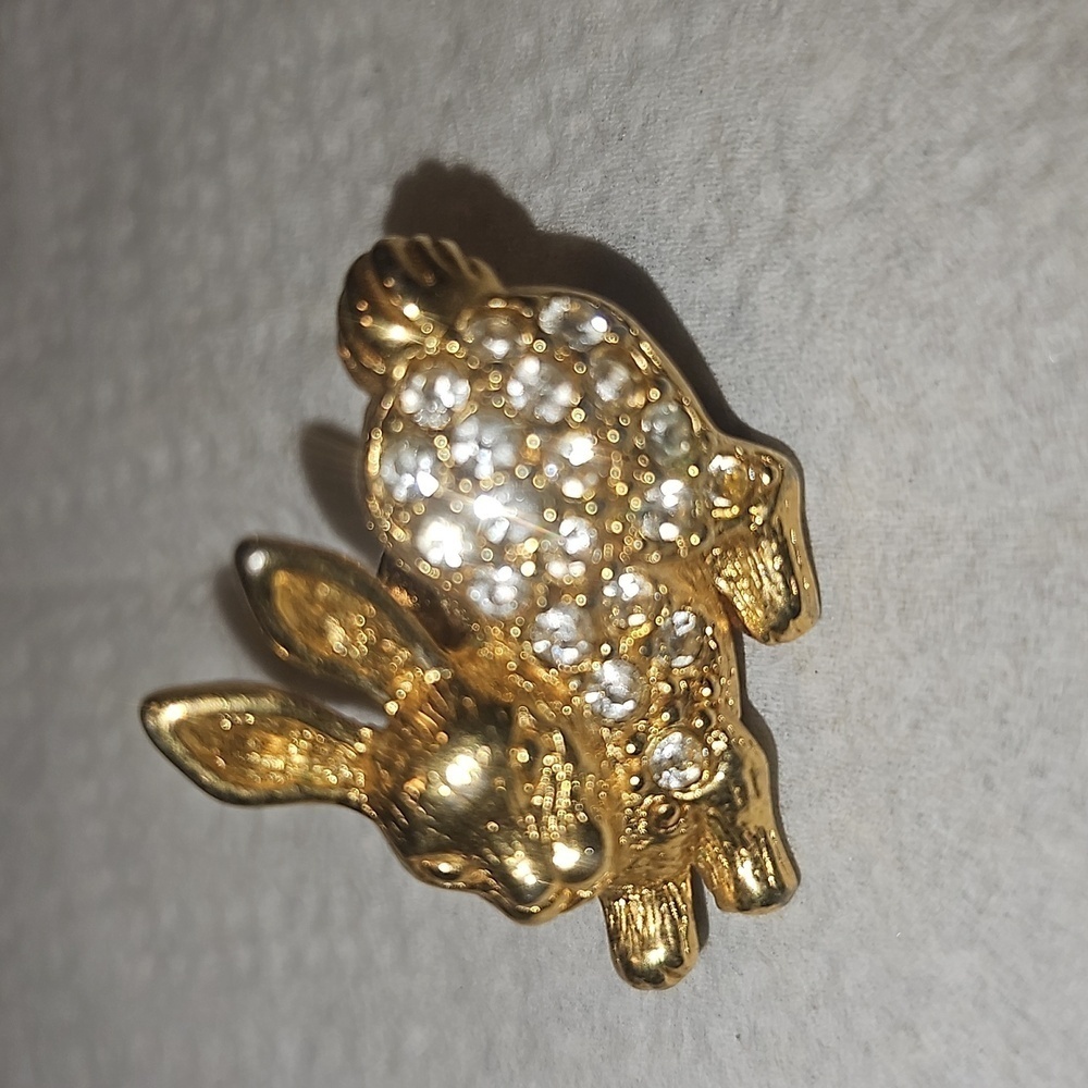 Avon Rhinestone Rabbit Pin Brooch - Picture 1 of 7